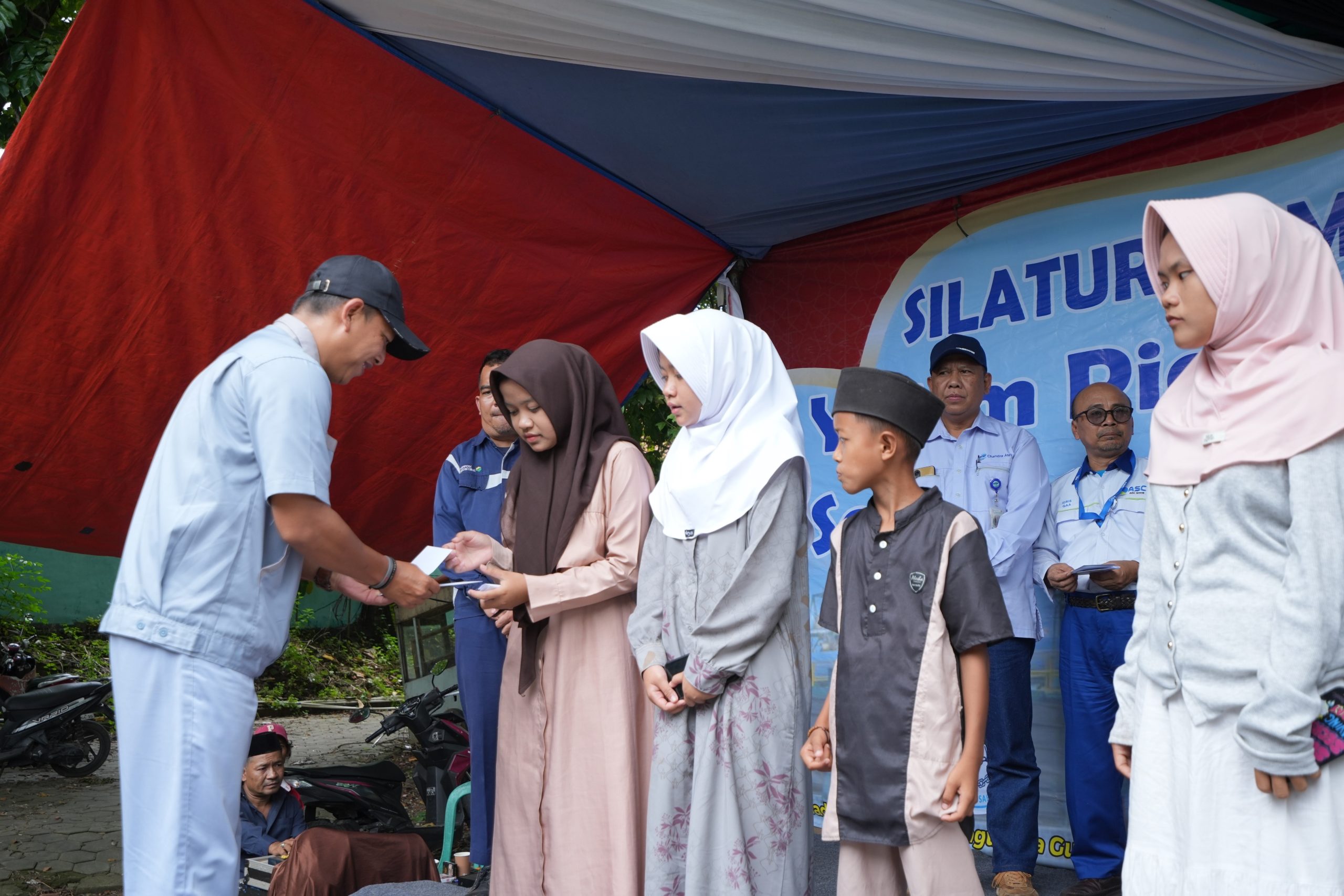 Kenertec Power System Deepens Social Responsibility with Aid for Communities in Cilegon
